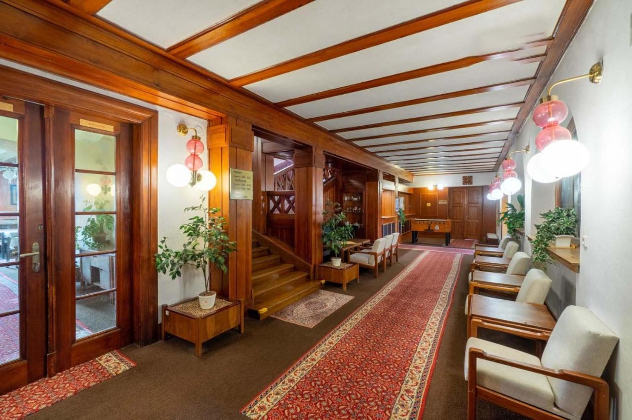 Hotel Vetrov Vysoké nad Jizerou Екстериор снимка